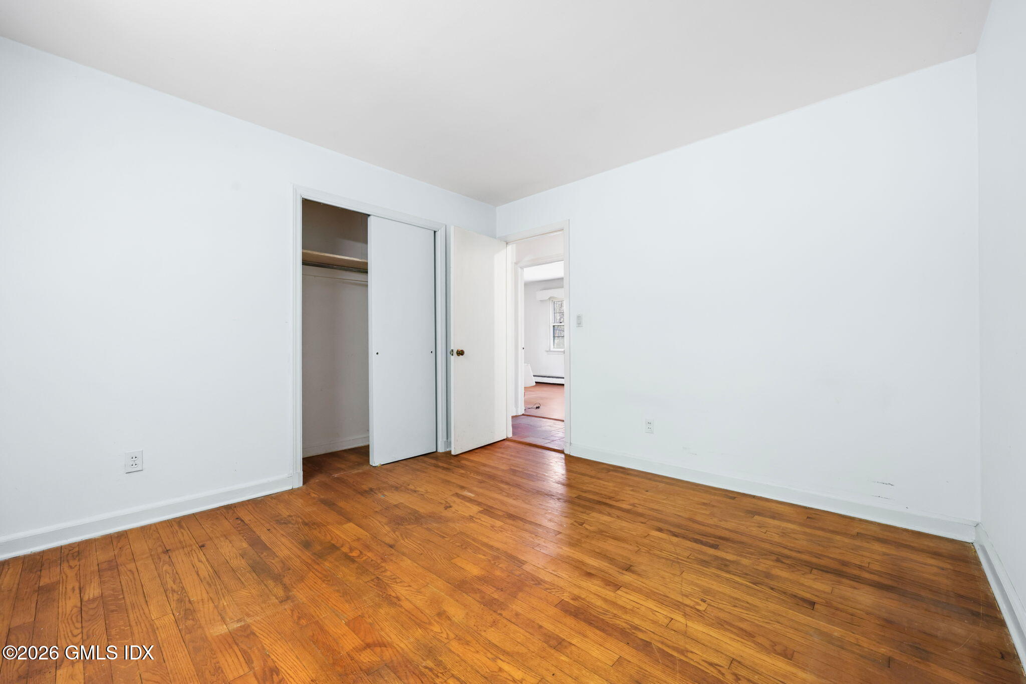 420 Valley Road Cos Cob, CT 06807 - Photo 14 of 19 25-web-or-mls-420-valley-rd