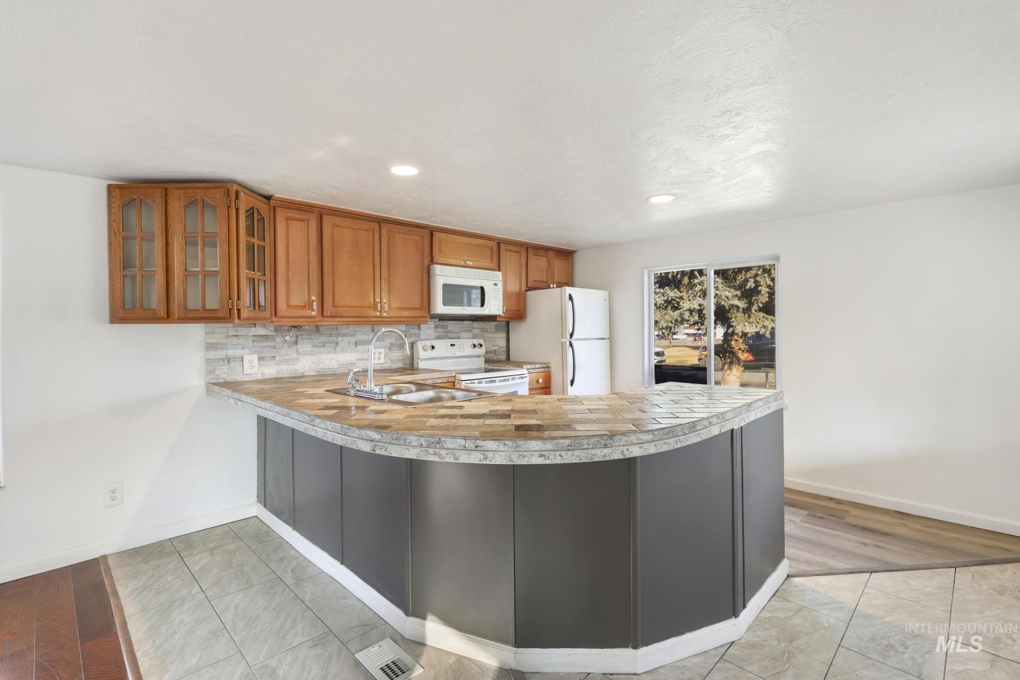 150 East Orchard Street Hagerman, ID 83332 - Photo 6 of 15