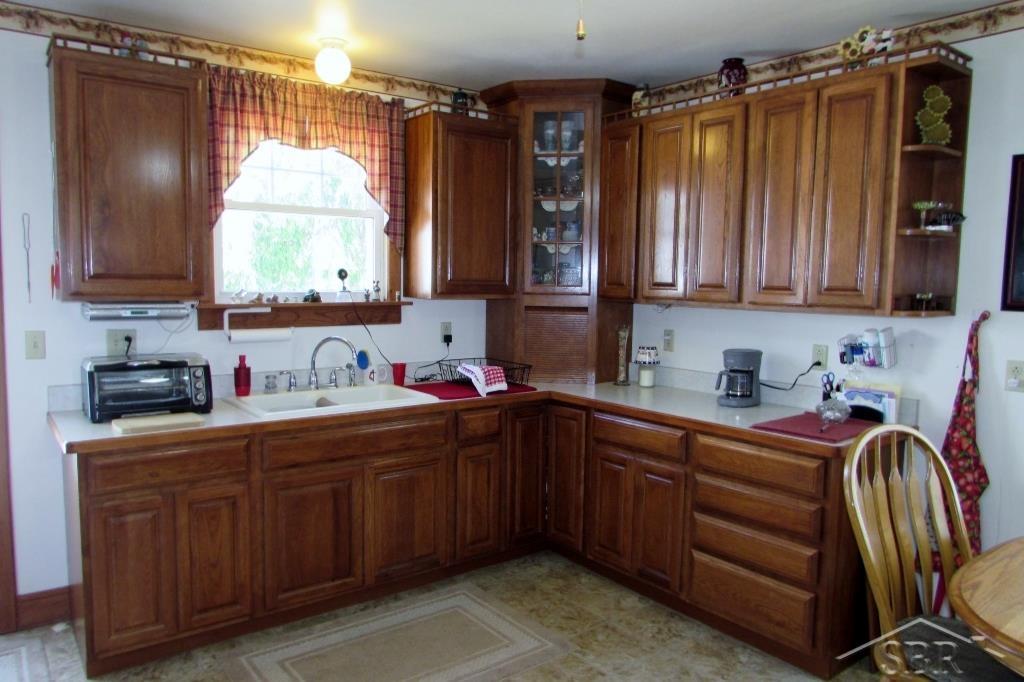 13300 Sharon Road St. Charles, MI 48655 - Photo 13 of 32 50087188-12.JPG