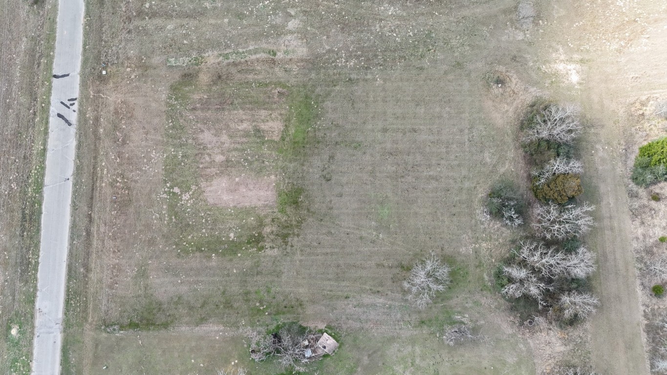 7-th Shepard Street Hempstead, TX 77445 - Photo 4 of 5 a bathroom with a shower