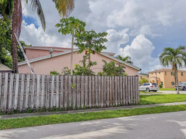 $510,000 | 9462 Northwest 52nd Place, Sunrise, FL 33351