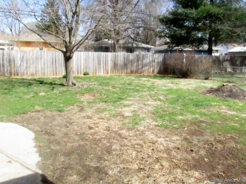 1907 East Hood Street Springfield, IL 62703 - Photo 10 of 10