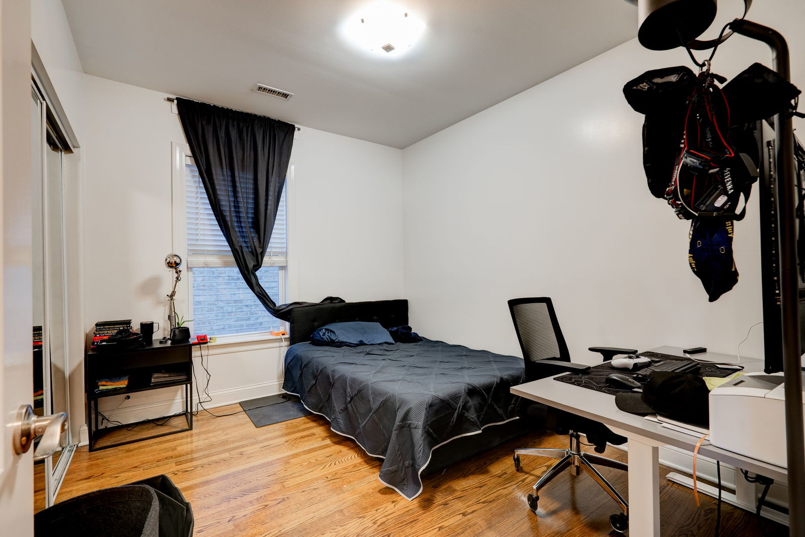 4820 West George Street Chicago, IL 60641 - Photo 11 of 26