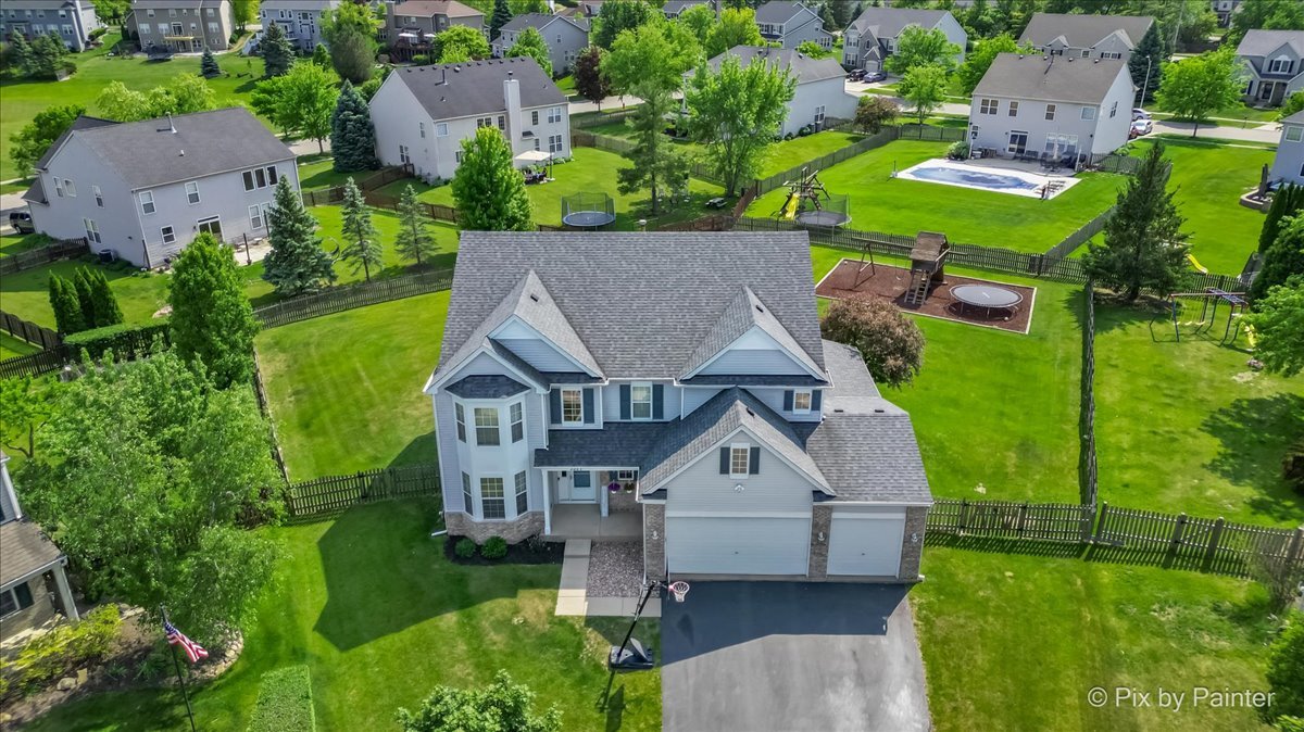 3527 Ridge Circle Carpentersville, IL 60110 - Photo 1 of 59