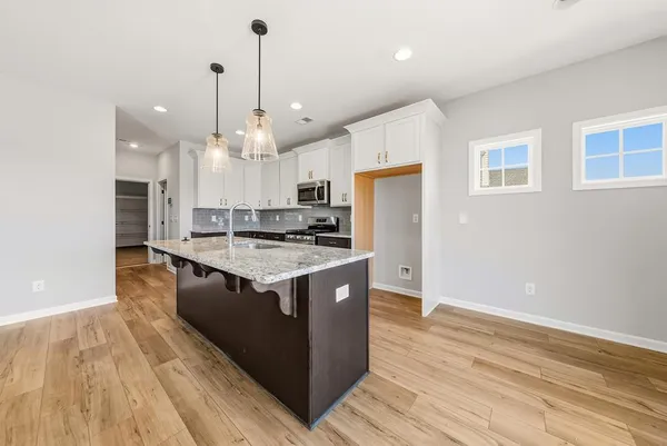 $384,900 | 2955 Wyndham Vlg Drive, Opelika, AL 36804