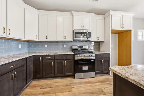 $384,900 | 2955 Wyndham Vlg Drive, Opelika, AL 36804