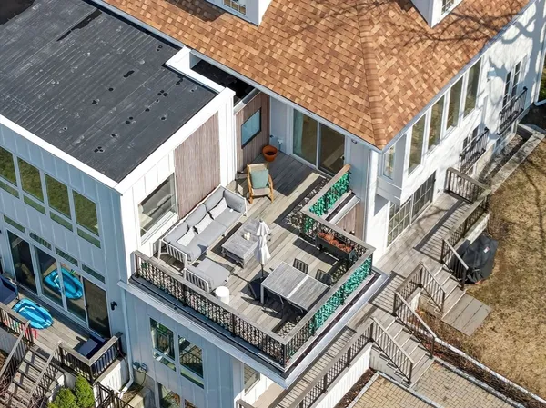 $3,325,000 | 102 Fuller Street, Unit 2, Brookline, MA 02446