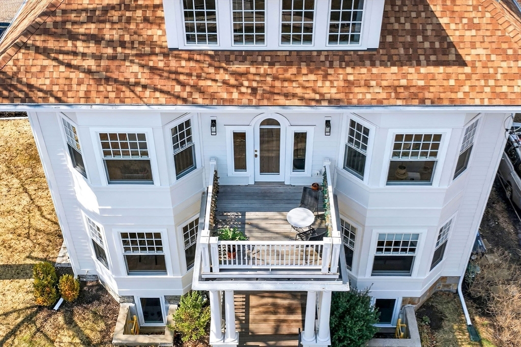 102 Fuller Street, Unit 2 Brookline, MA 02446 - Photo 21 of 27 front view of a building