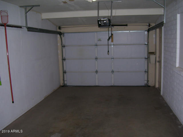 5233 Casper Road Mesa, AZ 85205 - Photo 17 of 23 Single Car Garage