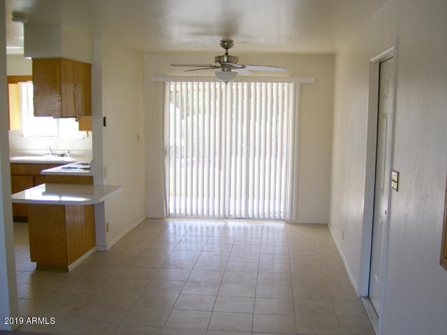 5233 Casper Road Mesa, AZ 85205 - Photo 8 of 23 100_2337