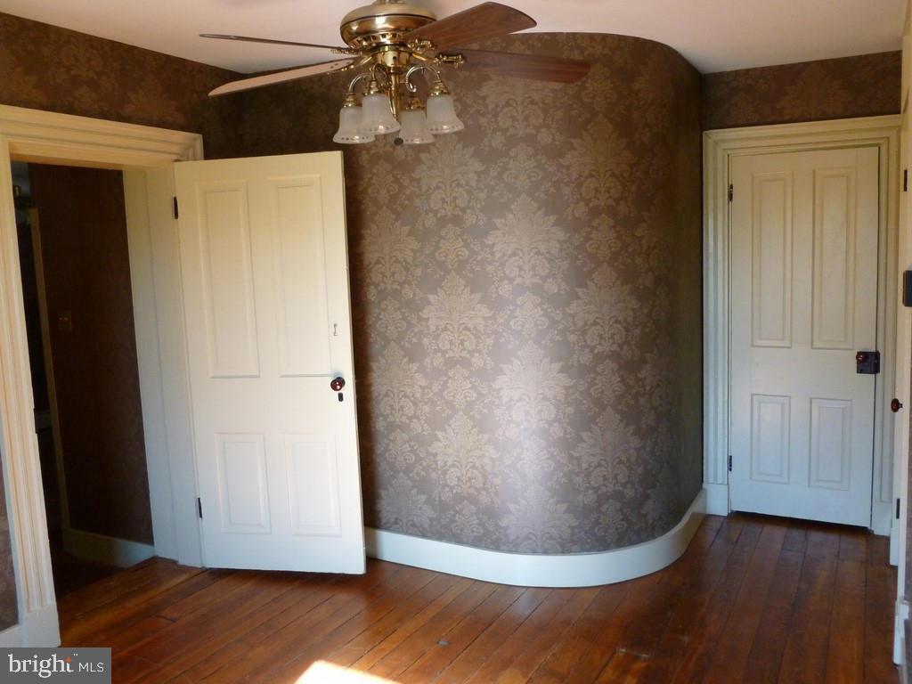 1383 East Oregon Road Lititz, PA 17543 - Photo 10 of 34