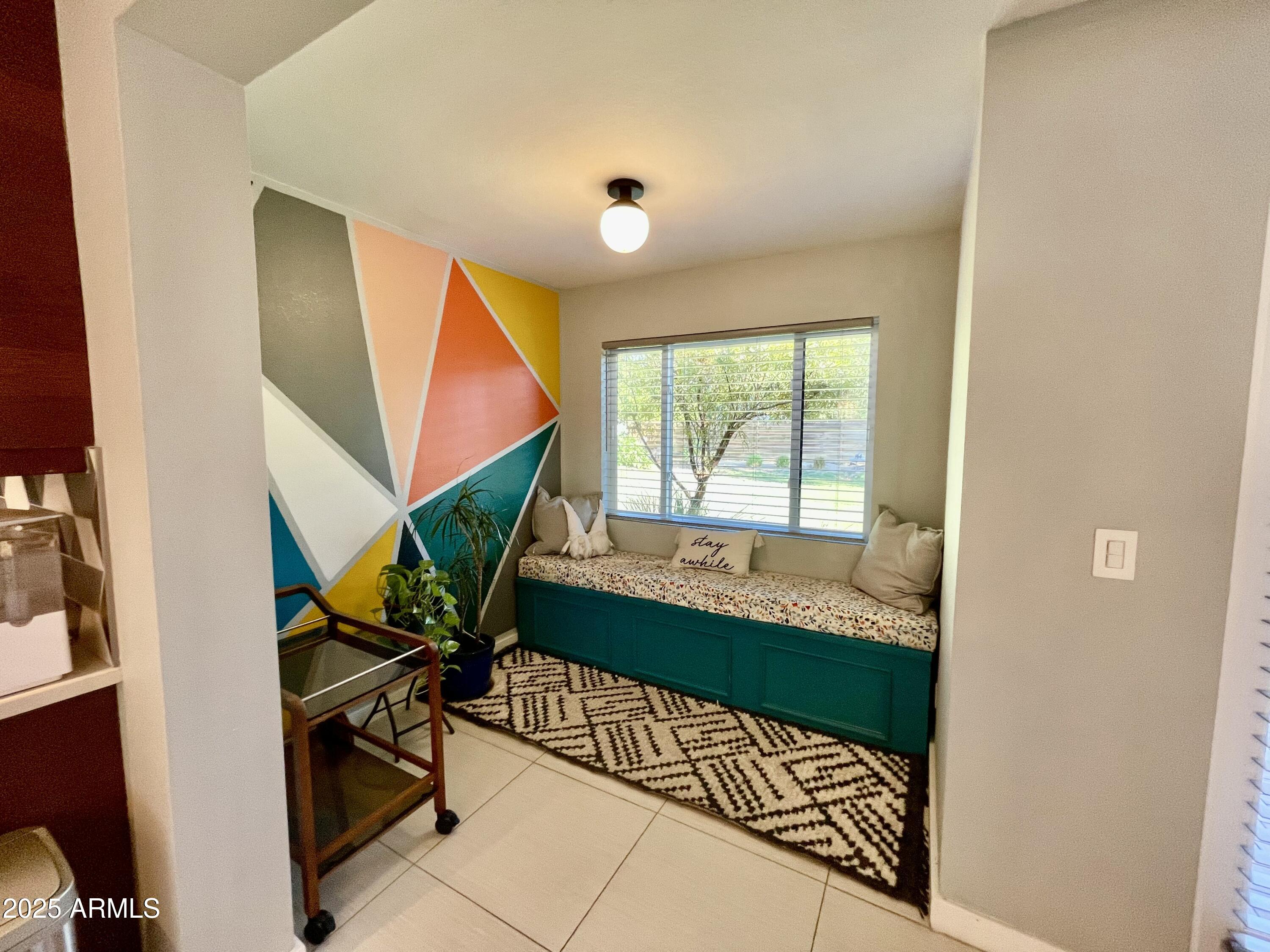 1520 West Berridge Lane Phoenix, AZ 85015 - Photo 22 of 46 a room with musical instruments