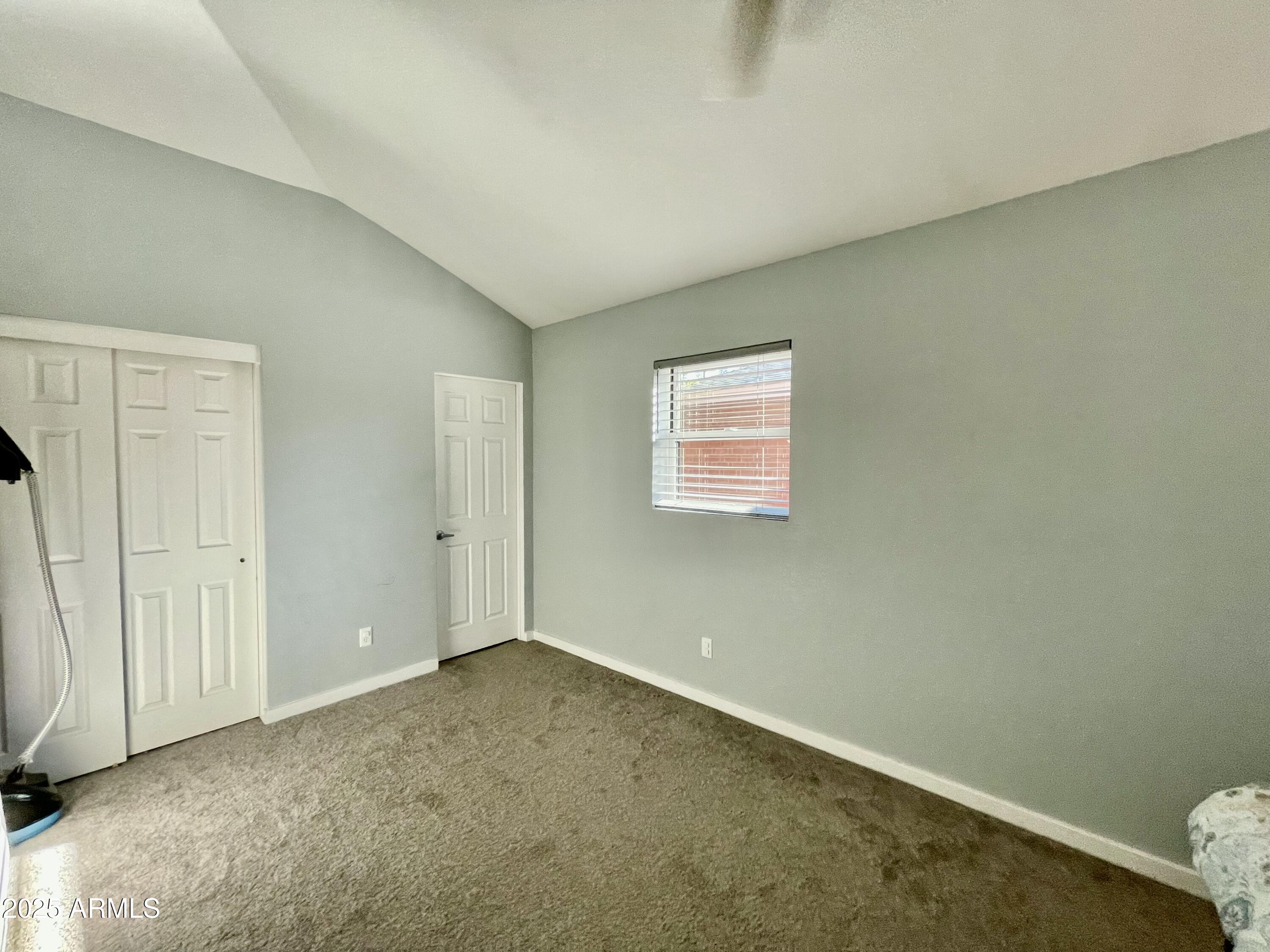 1520 West Berridge Lane Phoenix, AZ 85015 - Photo 40 of 46 an empty room with windows