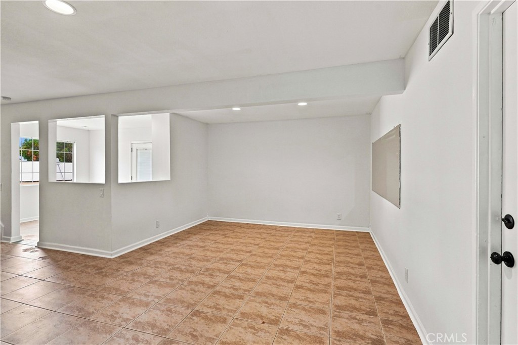 1340 East Fallbrook Street Fallbrook, CA 92028 - Photo 20 of 23 Gallery Image 20