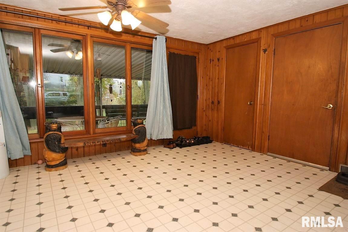 3423 Dennhardt Road East Moline, IL 61244 - Photo 15 of 24