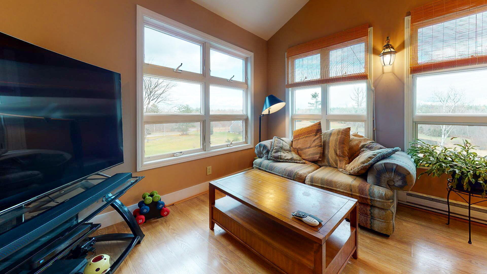 1133 Highway 32 Round Pond, ME 04564 - Photo 16 of 38 Living room/sunroom