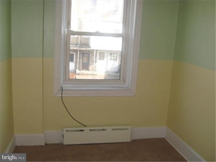 903 Kenmore Road Philadelphia, PA 19151 - Photo 2 of 18 Gallery Image 2