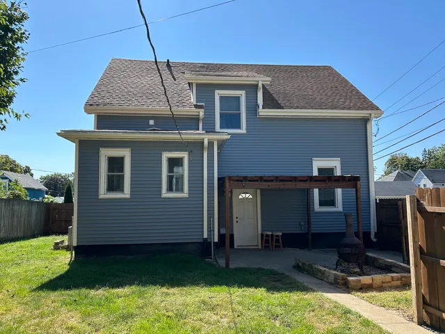 $142,000 | 1204 3rd Street, Mendota, IL 61342