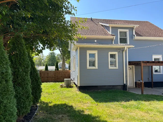 $142,000 | 1204 3rd Street, Mendota, IL 61342