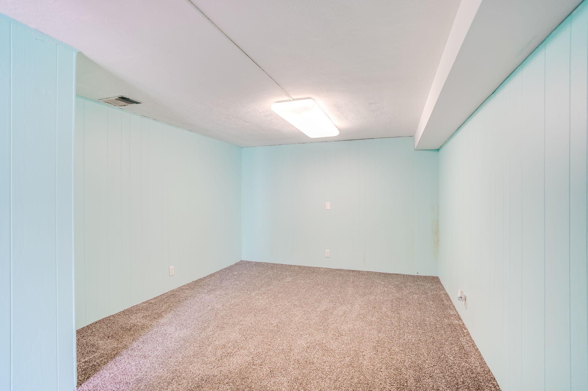 1941 Dodd Road Mendota Heights, MN 55118 - Photo 16 of 28 Gallery Image 16