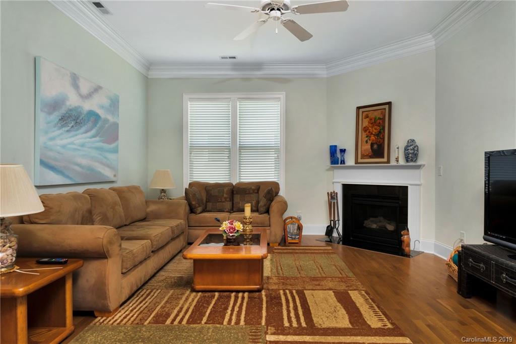 9719 Wheatfield Road Charlotte, NC 28277 - Photo 4 of 38 Gallery Image 4