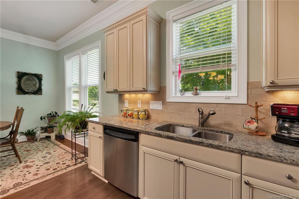 9719 Wheatfield Road Charlotte, NC 28277 - Photo 7 of 38 Gallery Image 7