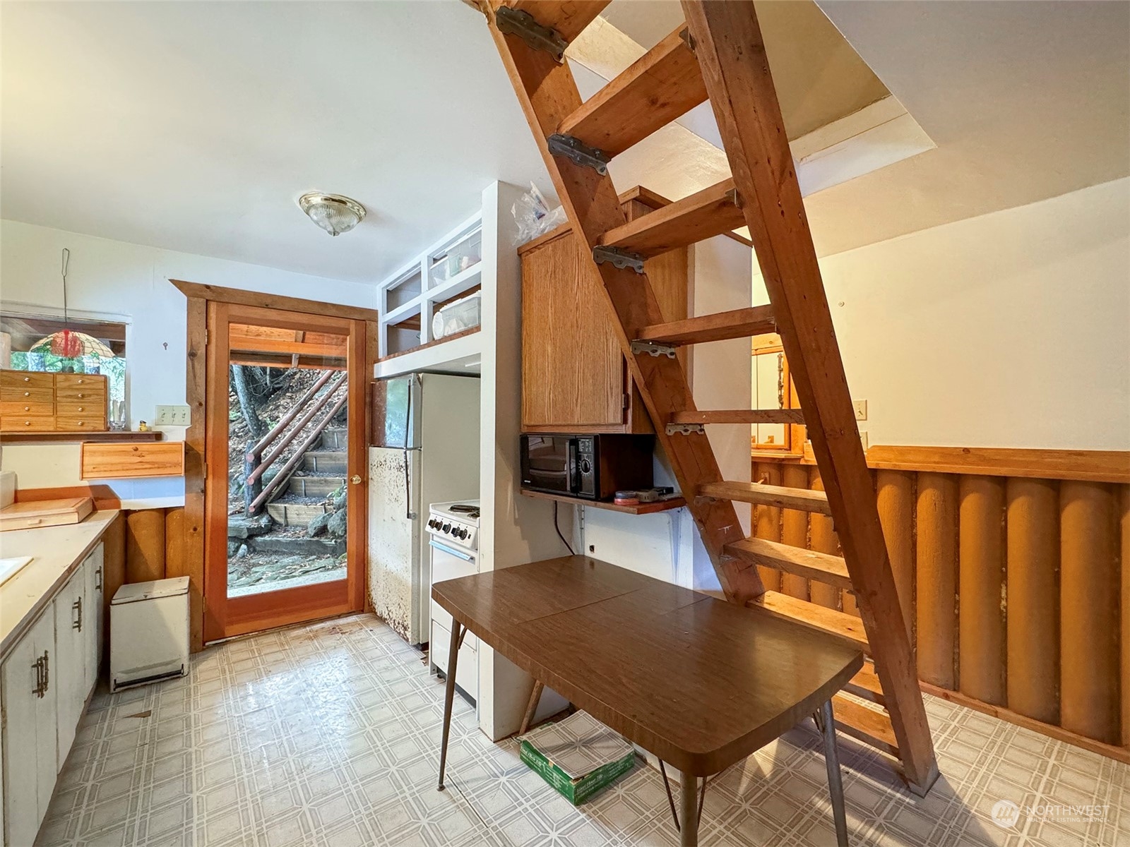 84 Sportsman Road Port Angeles, WA 98363 - Photo 10 of 24 Gallery Image 10
