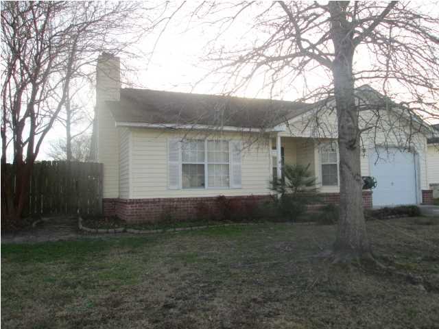 705 Oxford Road Ladson, SC 29456 - Photo 1 of 15 Primary Photo