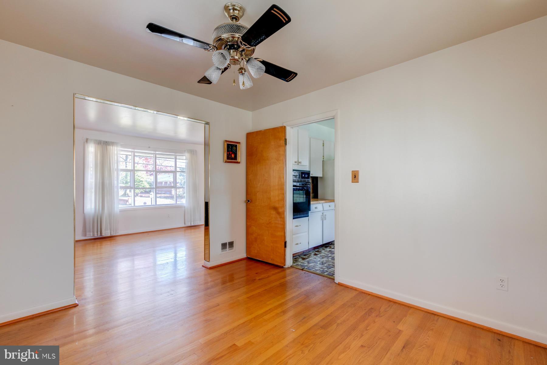5111 Wheeler Road Oxon Hill, MD 20745 - Photo 26 of 30 Dining Room