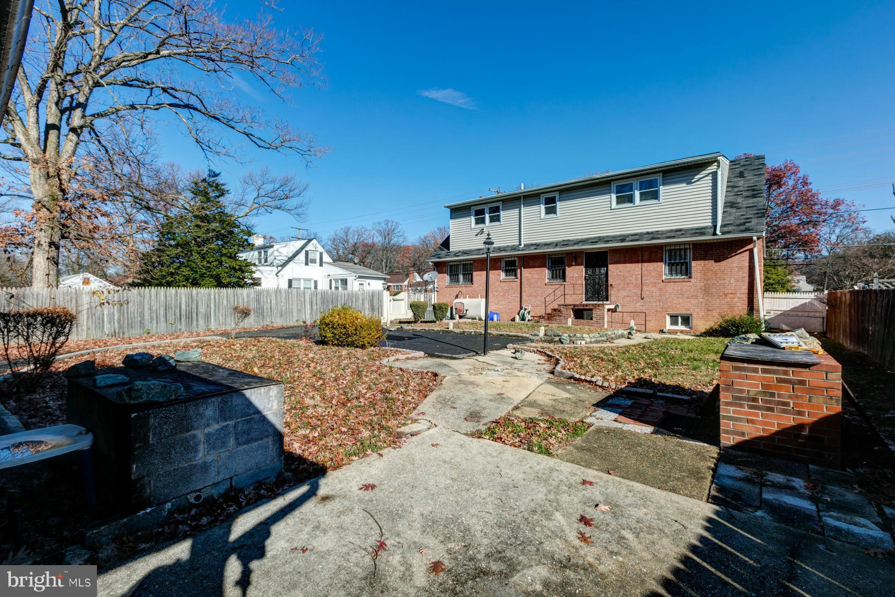 5111 Wheeler Road Oxon Hill, MD 20745 - Photo 4 of 30 Exterior (Rear)