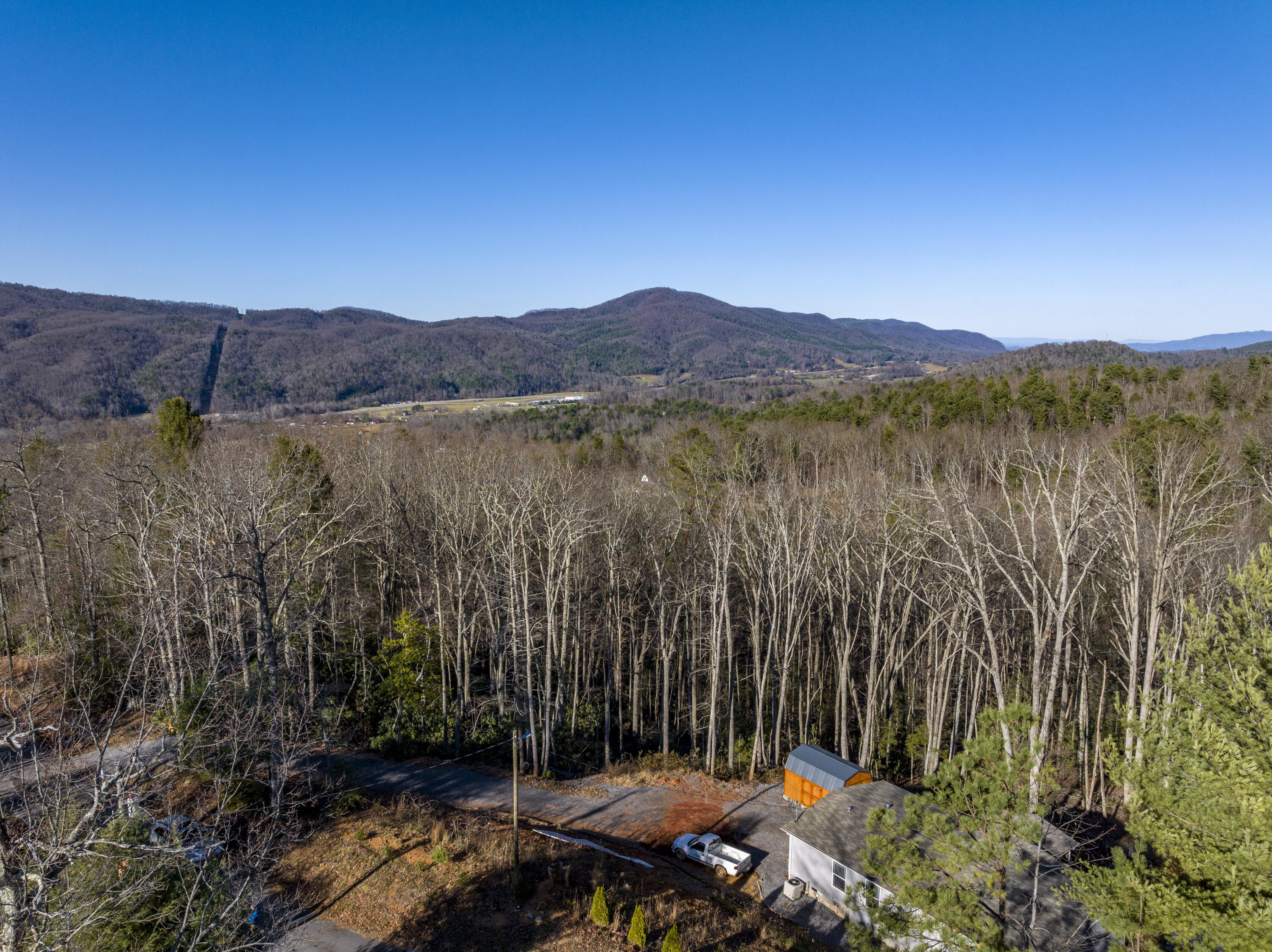 111 Oak Ridge Road Erwin, TN 37650 - Photo 37 of 52 OakRidgeAerials-8