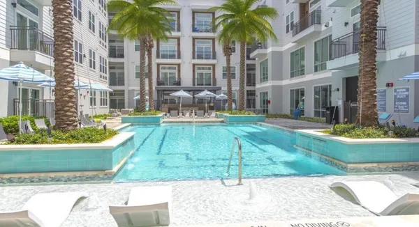 $2,312 | 9330 South Main Street, Unit 102, Houston, TX 77025