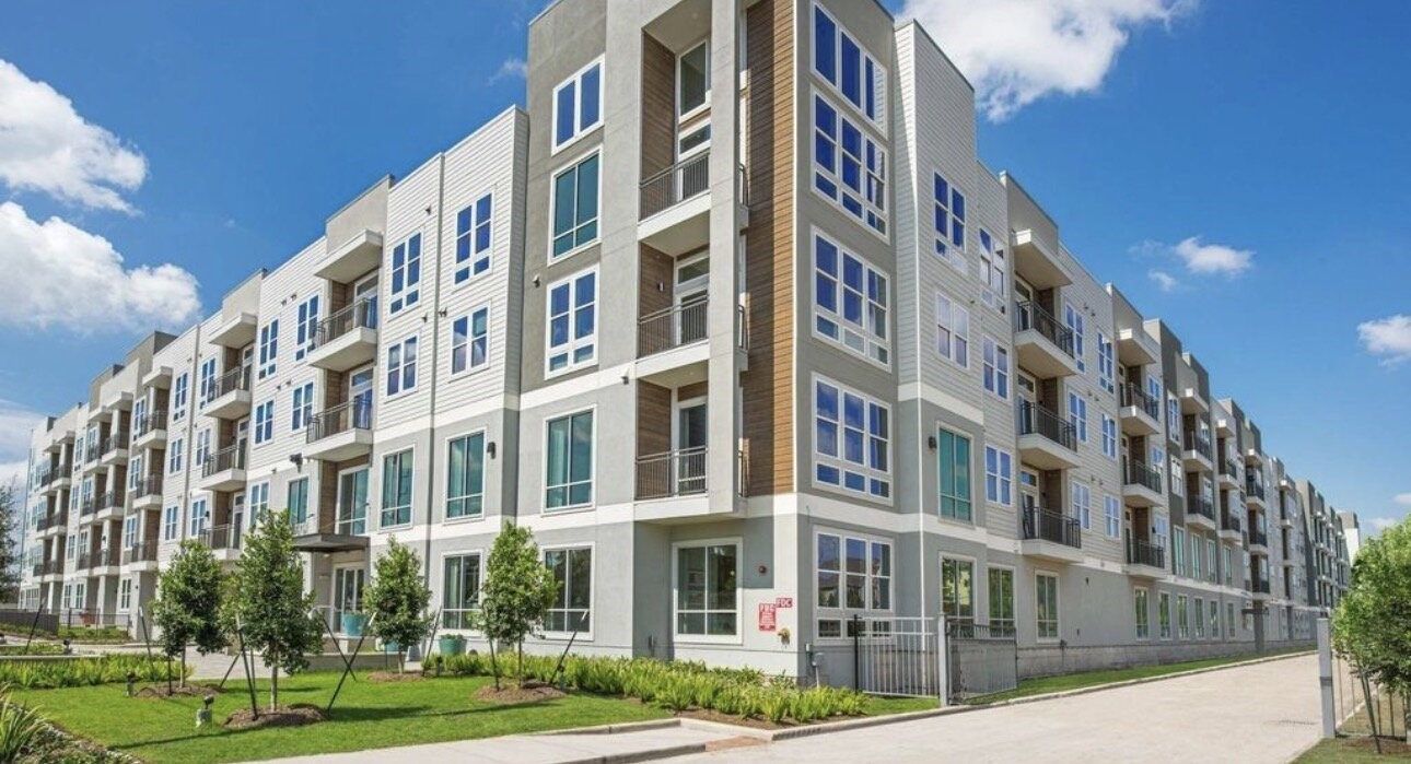 9330 South Main Street, Unit 102 Houston, TX 77025 - Photo 2 of 20