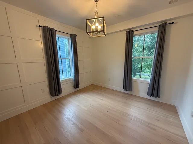 $3,300 | 138 Centre Street, Unit 3, Boston, MA 02124