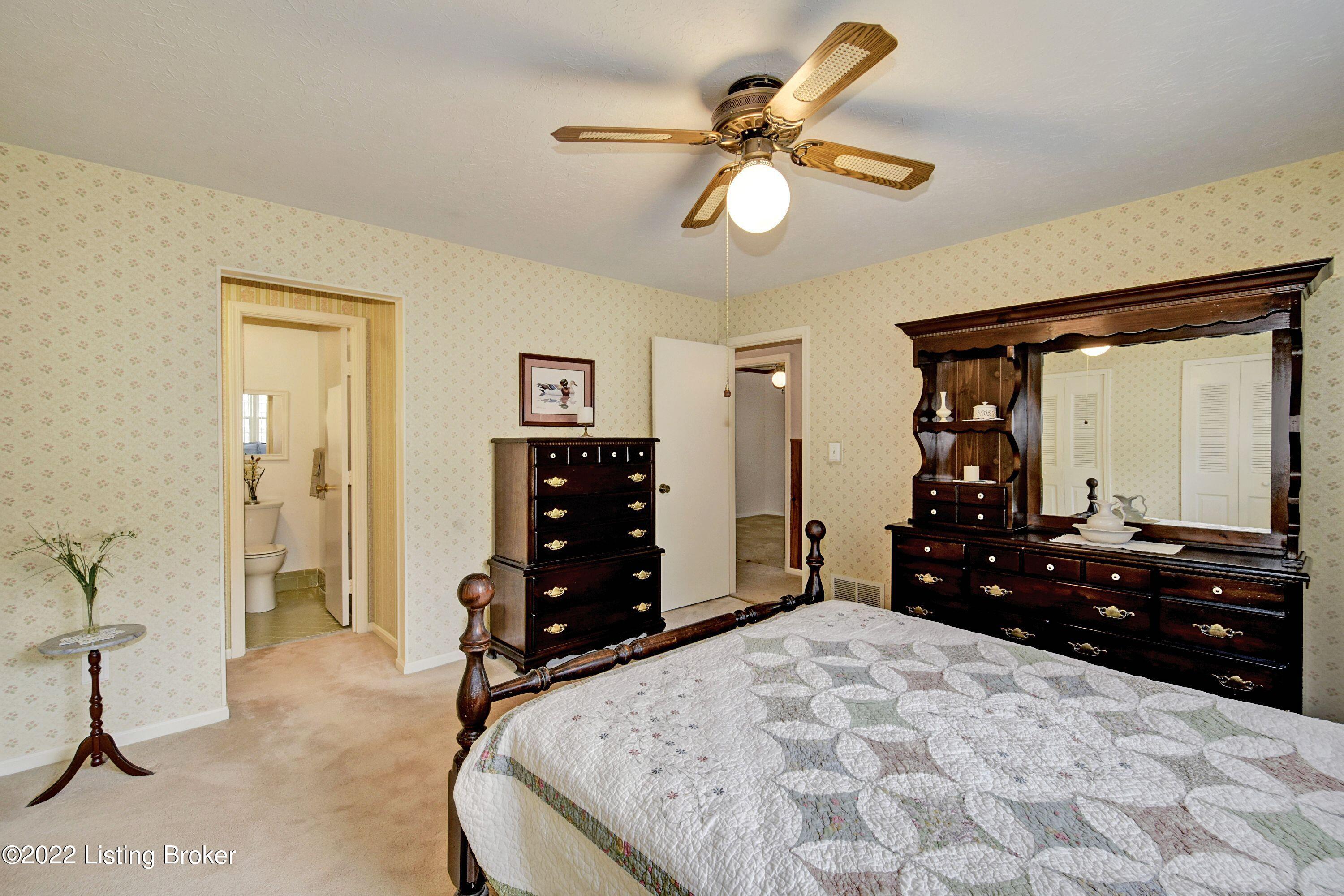 6707 Windhurst Road Louisville, KY 40207 - Photo 23 of 36 Primary BR