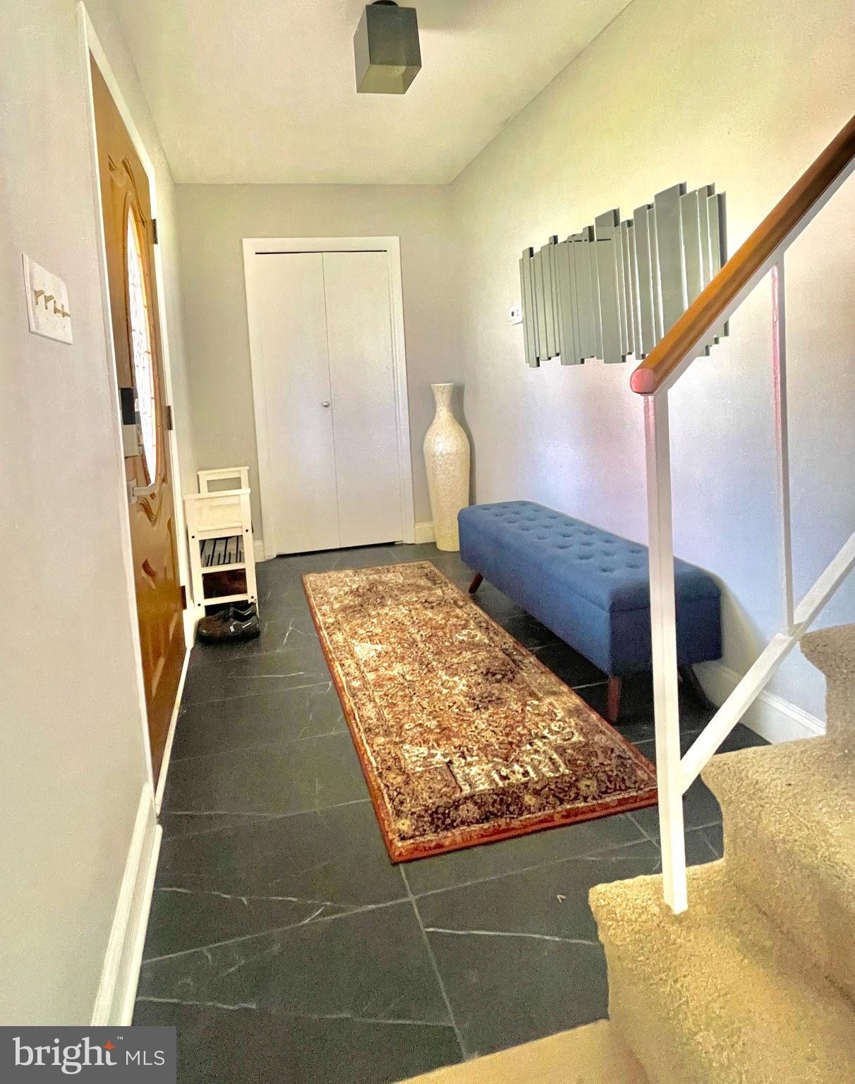 403 Merryman Road Annapolis, MD 21401 - Photo 2 of 31 a living room with a couch