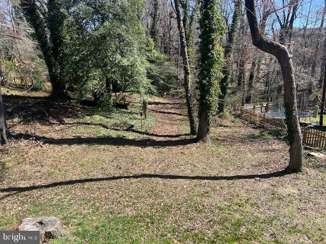 403 Merryman Road Annapolis, MD 21401 - Photo 26 of 31 a view of a yard