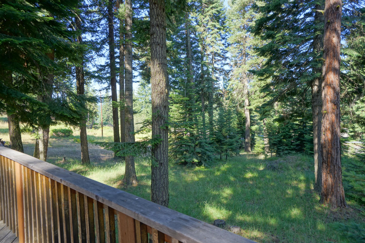 7979 Hyatt Prairie Road, Unit 39 Ashland, OR 97520 - Photo 22 of 24 Cabin_39_22