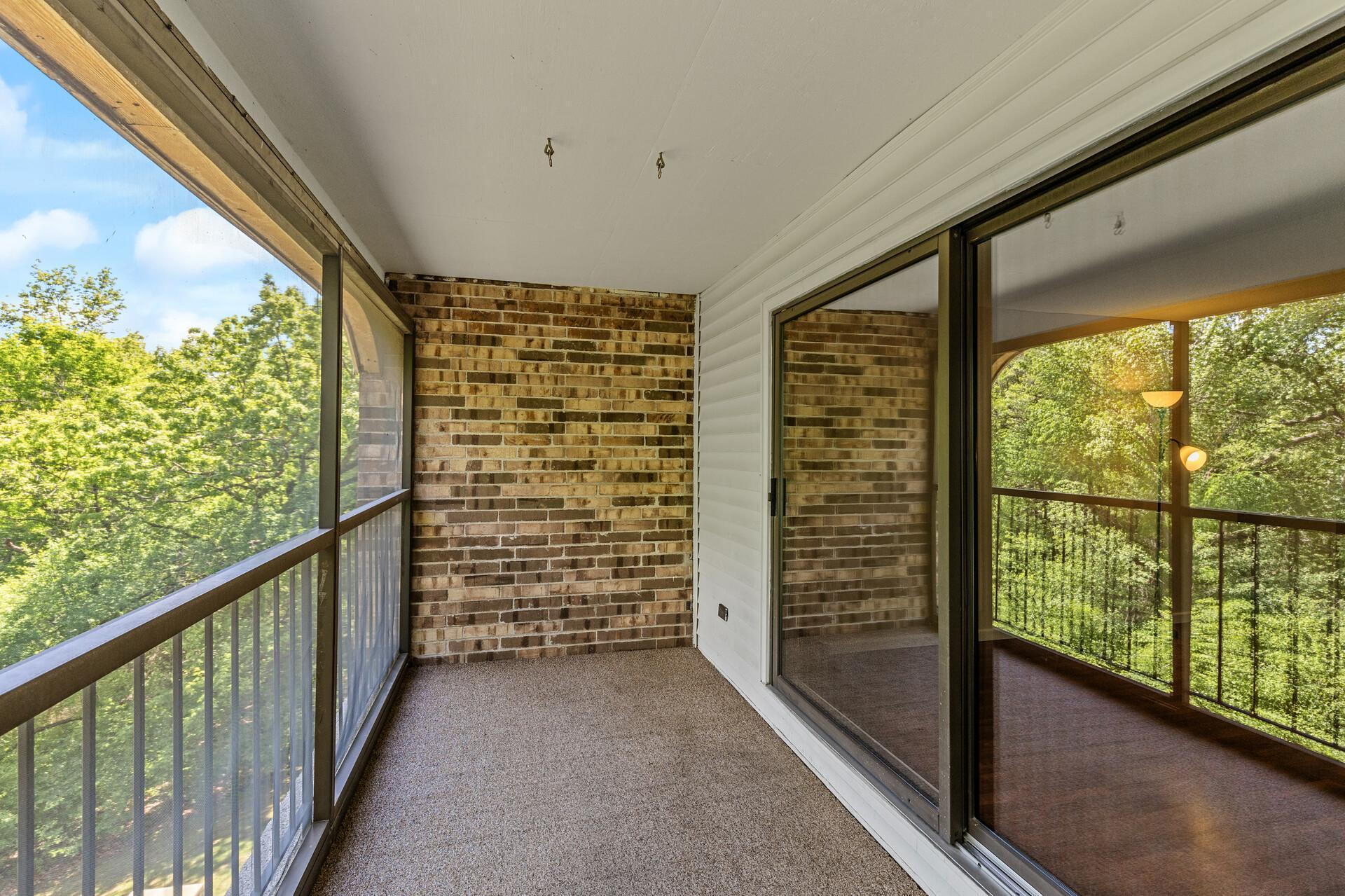 10441 Greenbrier Road, Unit 315 Minnetonka, MN 55305 - Photo 12 of 33