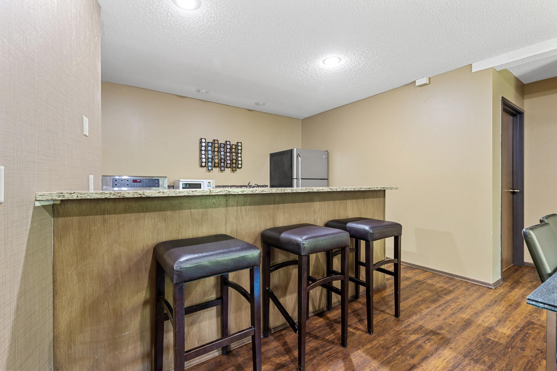 10441 Greenbrier Road, Unit 315 Minnetonka, MN 55305 - Photo 31 of 33