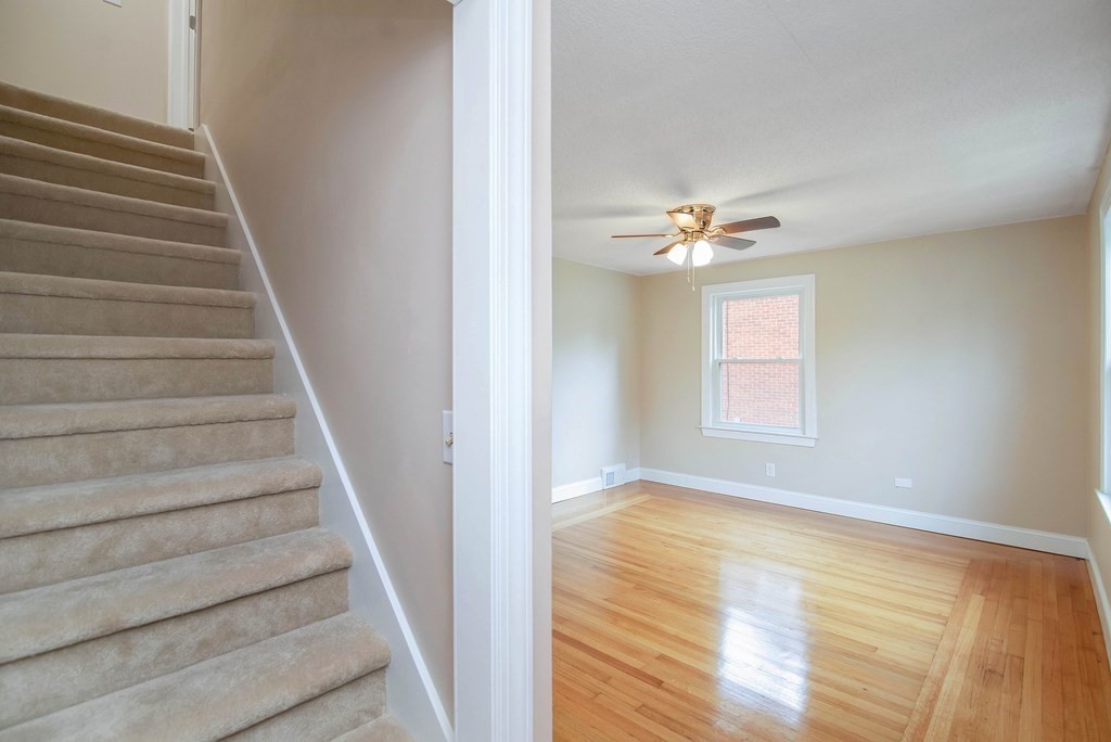 125 Victoria Street Springfield, MA 01104 - Photo 14 of 34 Gallery Image 14