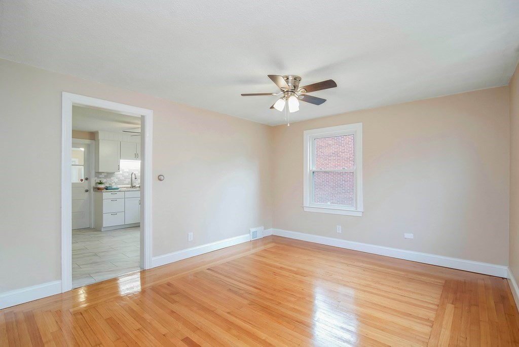 125 Victoria Street Springfield, MA 01104 - Photo 2 of 34 Gallery Image 2
