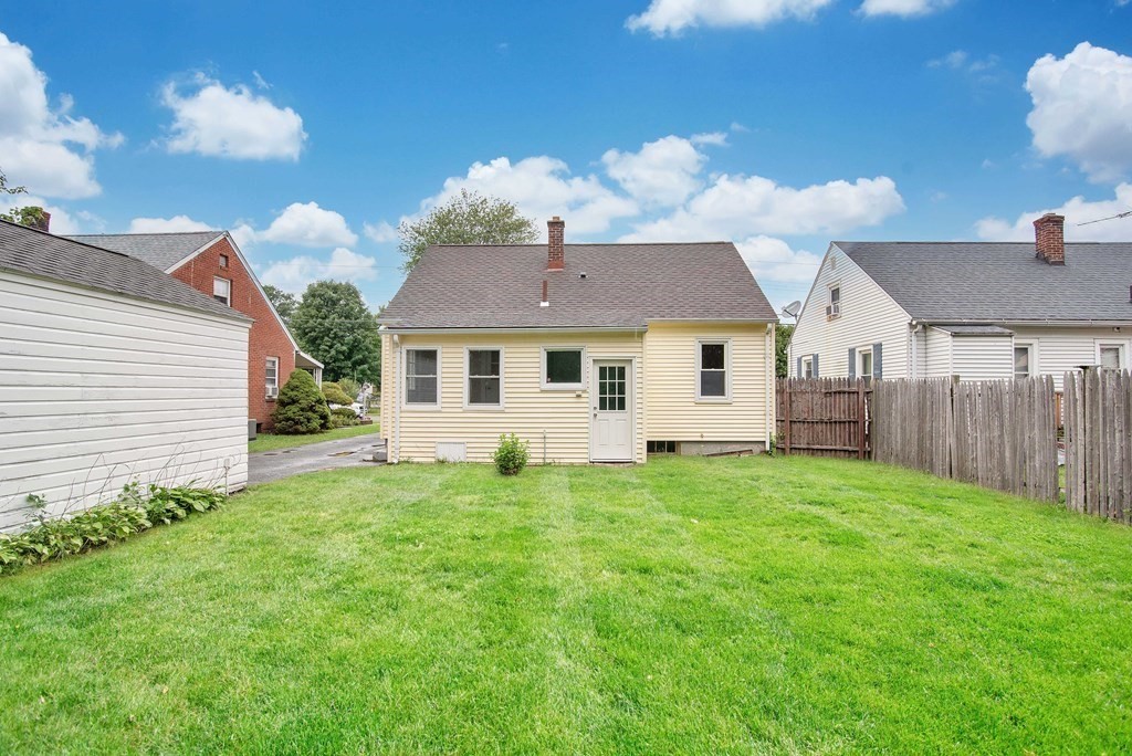 125 Victoria Street Springfield, MA 01104 - Photo 30 of 34 Gallery Image 30