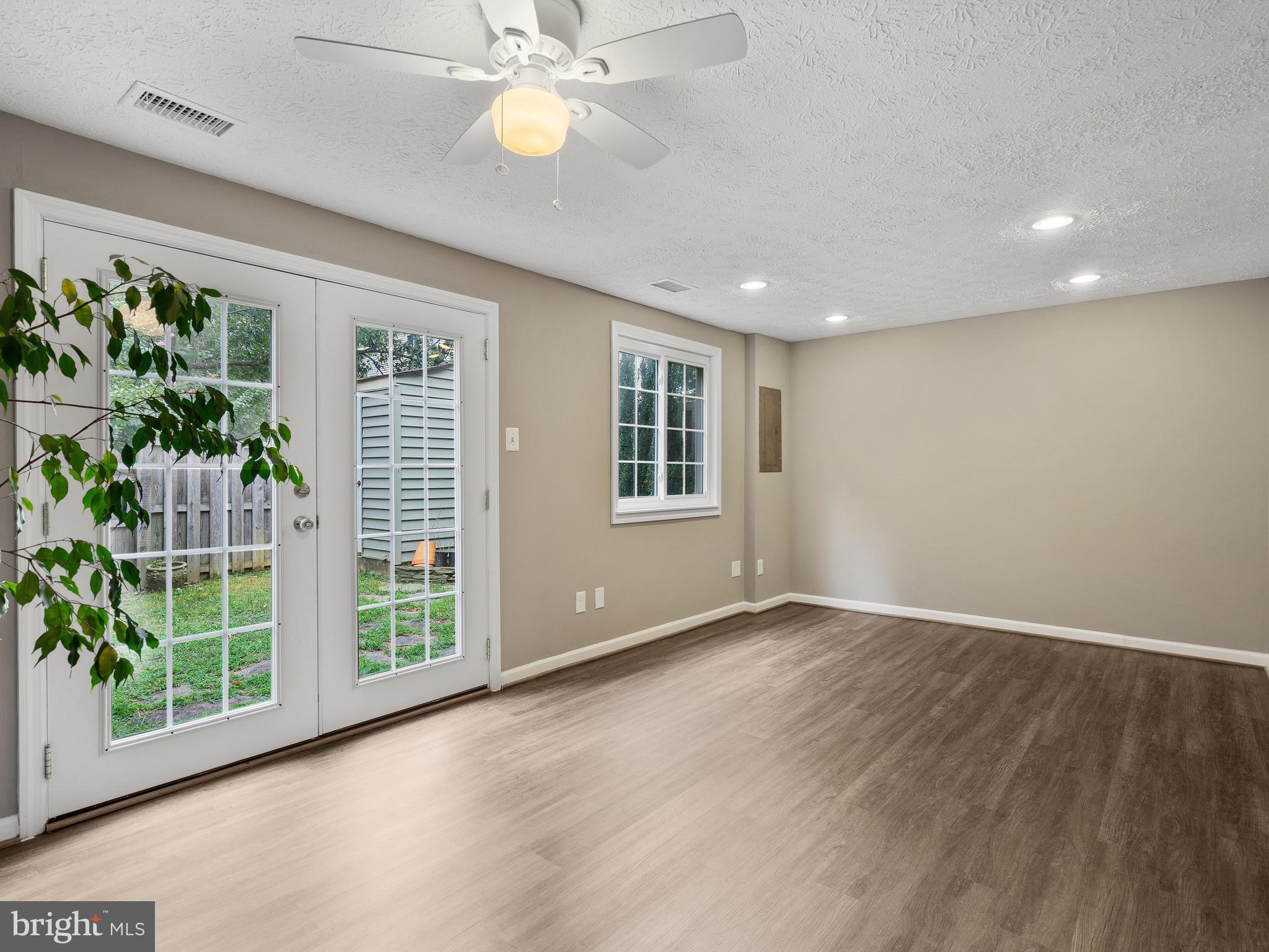 8297 Bark Tree Court Springfield, VA 22153 - Photo 21 of 26