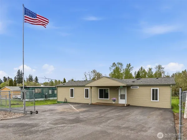 $315,000 | 123 Sandra Road, Silverlake, WA 98645