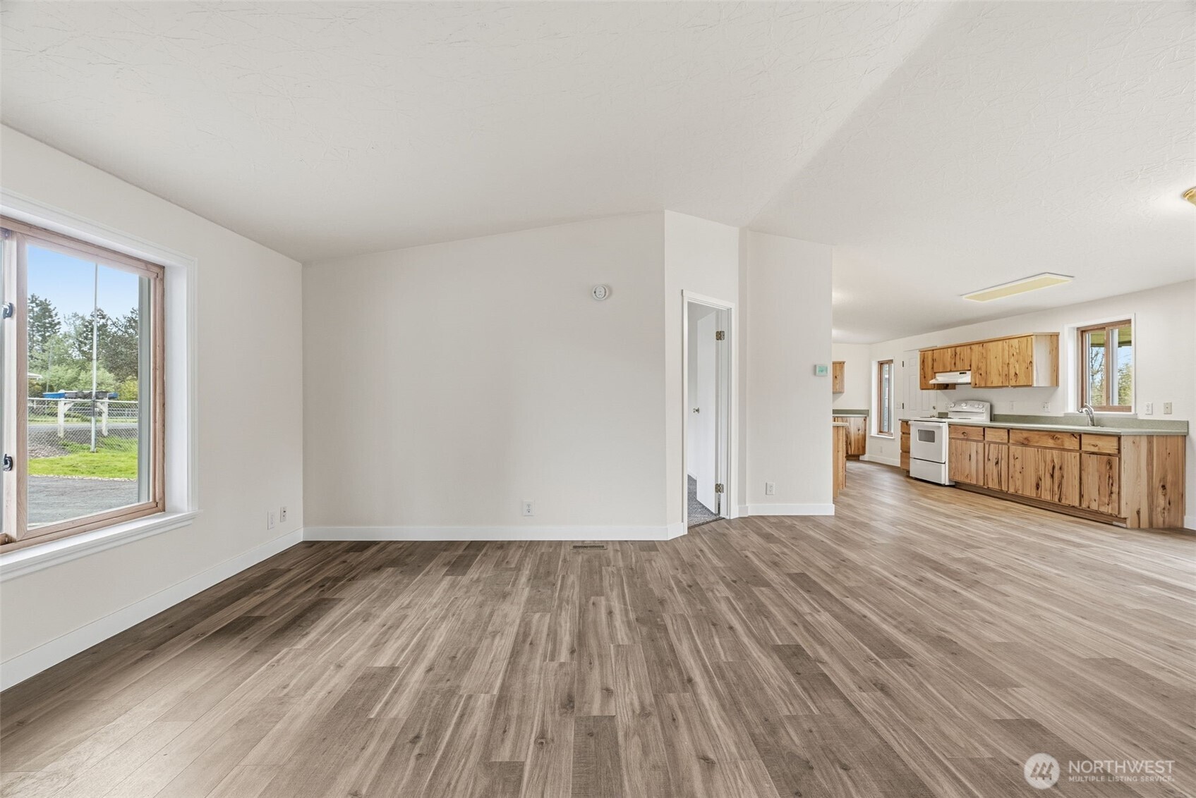 123 Sandra Road Silverlake, WA 98645 - Photo 7 of 30