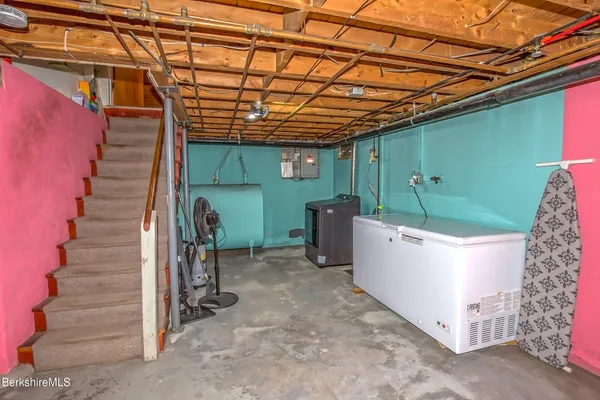 $299,900 | 66 Dalton Division Road, Dalton, MA 01226