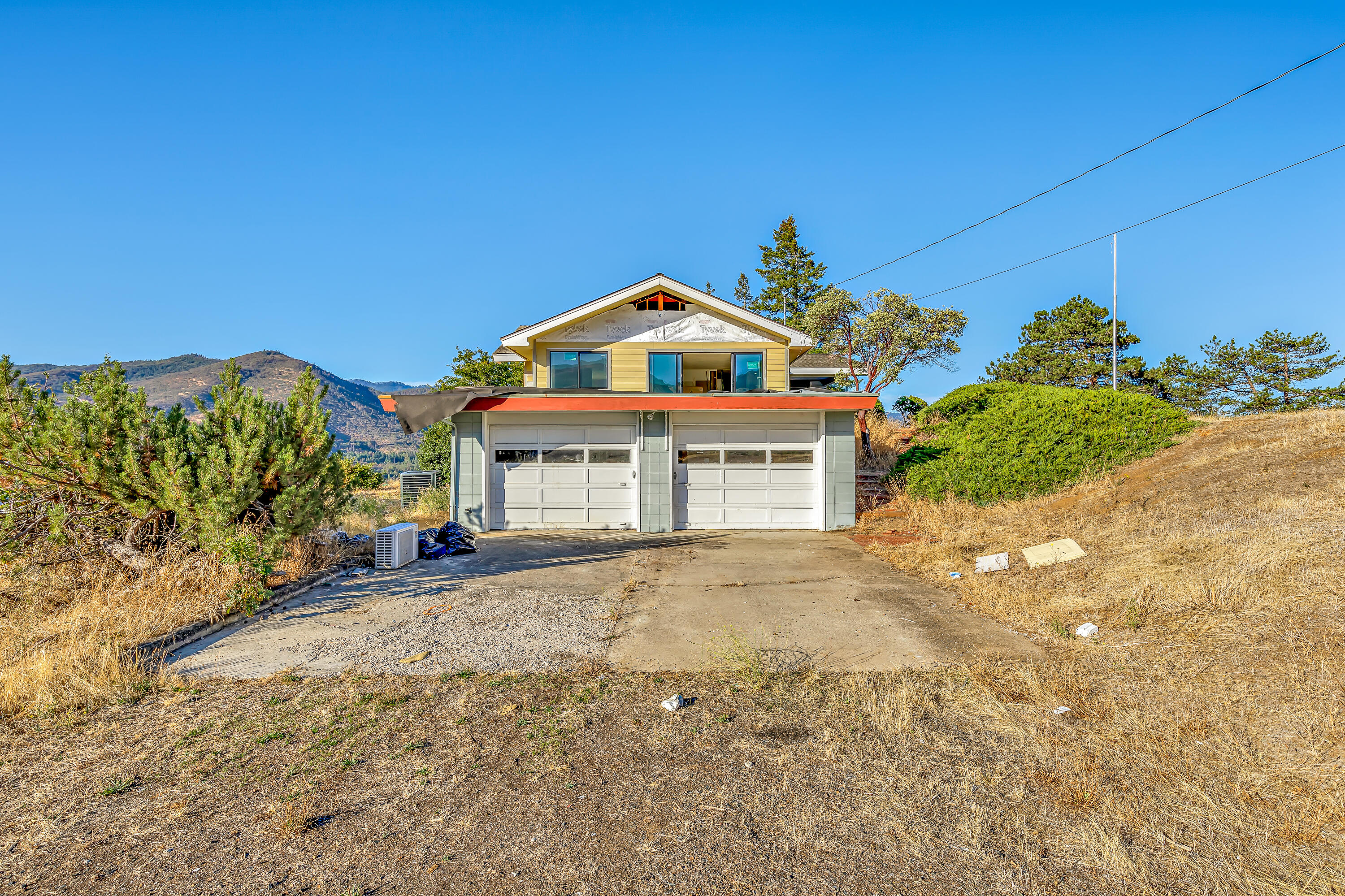 1209 North Valley View Road Ashland, OR 97520 - Photo 32 of 37 1209 N Valley View Road