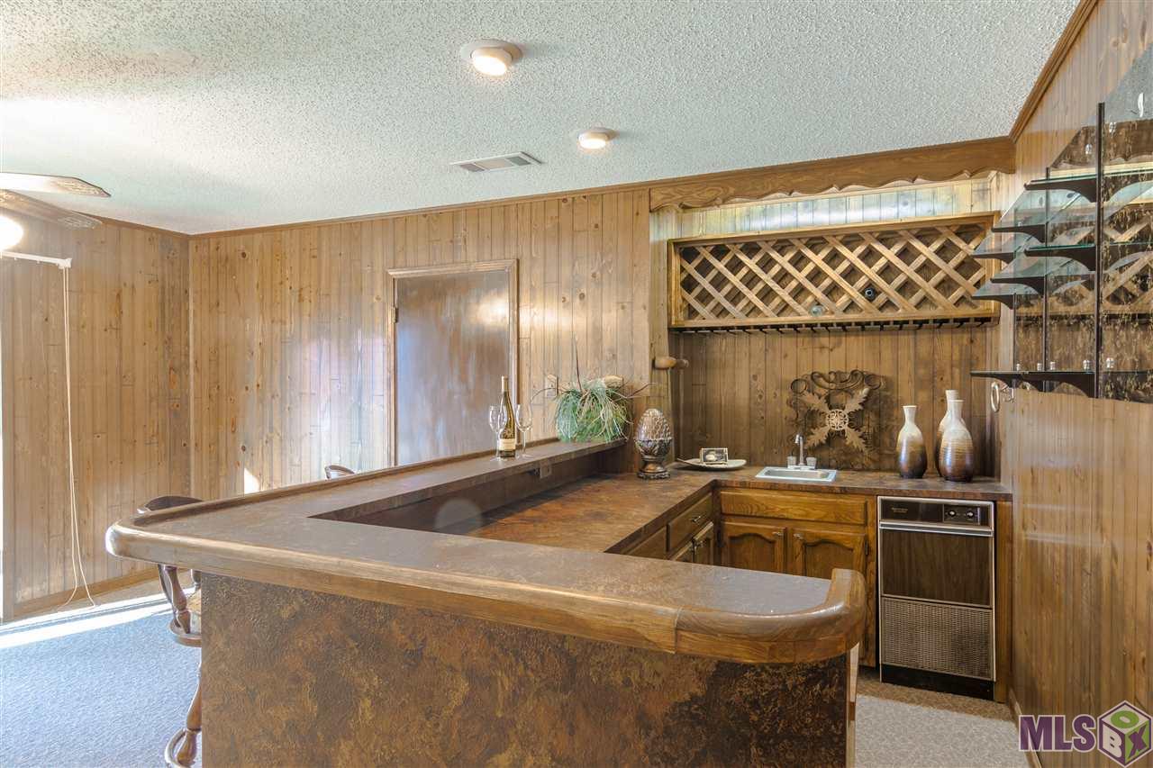 1638 South Flannery Road Baton Rouge, LA 70816 - Photo 13 of 18 GAMING ROOM