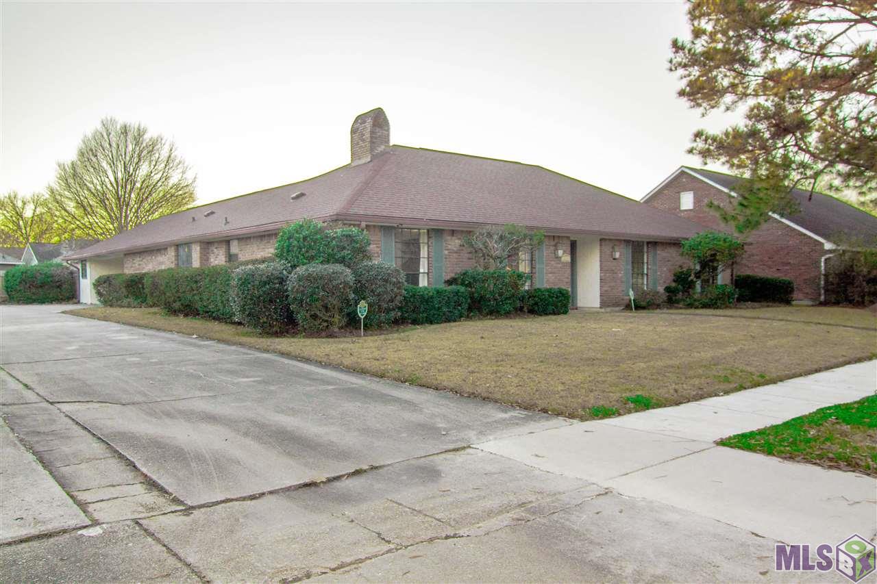 1638 South Flannery Road Baton Rouge, LA 70816 - Photo 16 of 18 Large Spacious Yard